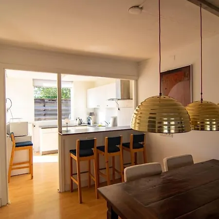 Apartment Centre Hilversum, 20 Minutes Train To Amsterdam Hilversum