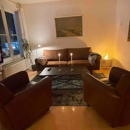 Apartment Centre Hilversum, 20 Minutes Train To Amsterdam *