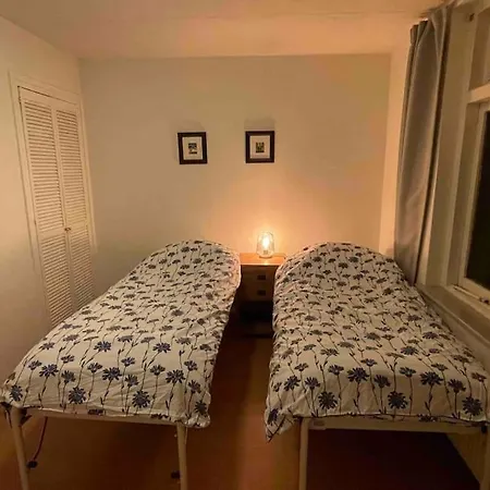 Centre Hilversum, 20 Minutes Train To Amsterdam * هيلْفِرسوم