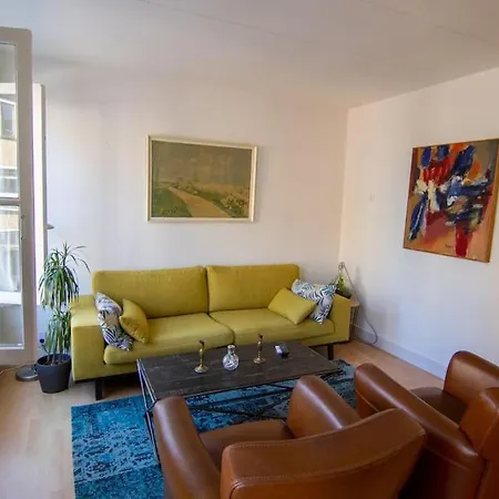 Centre Hilversum, 20 Minutes Train To Amsterdam Hilversum