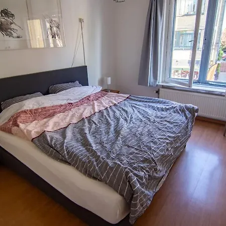 Centre Hilversum, 20 Minutes Train To Amsterdam *